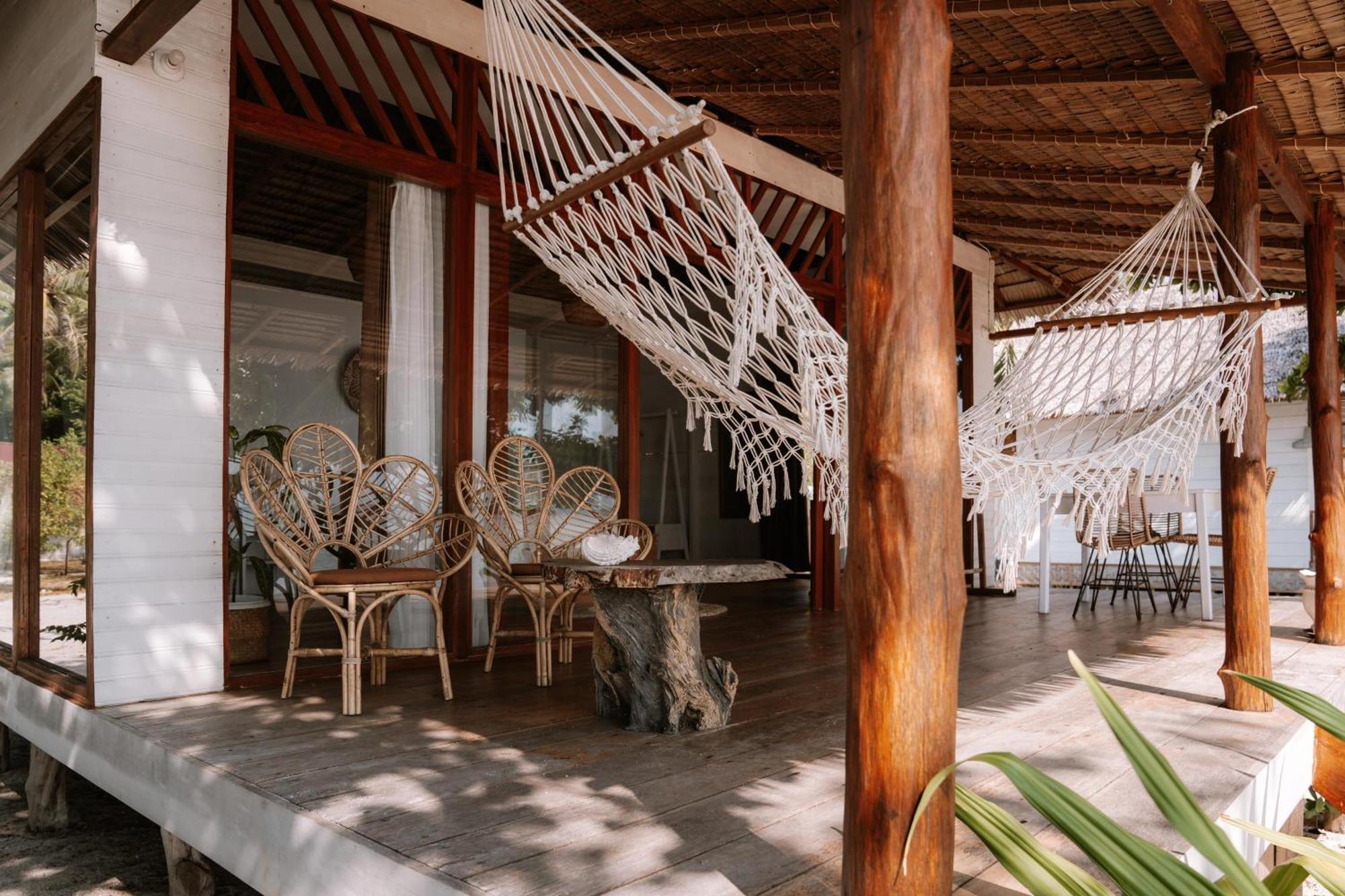 Reconnect - Private Island Resort & Dive Center Togean - Buka Buka Island Ampana Esterno foto
